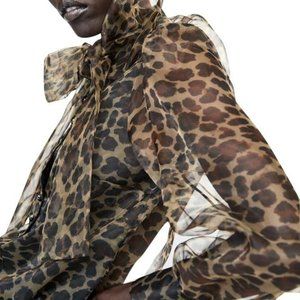 ZARA  Animal Print Semi-Sheer Organza Blouse W/tie Neck Leopard.  SZ S.